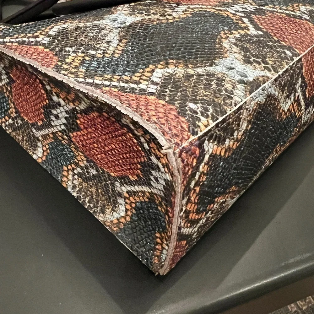 CERI HOOVER SIMONE PURSE- CARIOCA